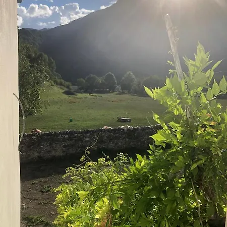 L 'air D'aspe 住宿加早餐酒店