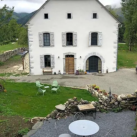 L 'air D'aspe Bed & Breakfast *